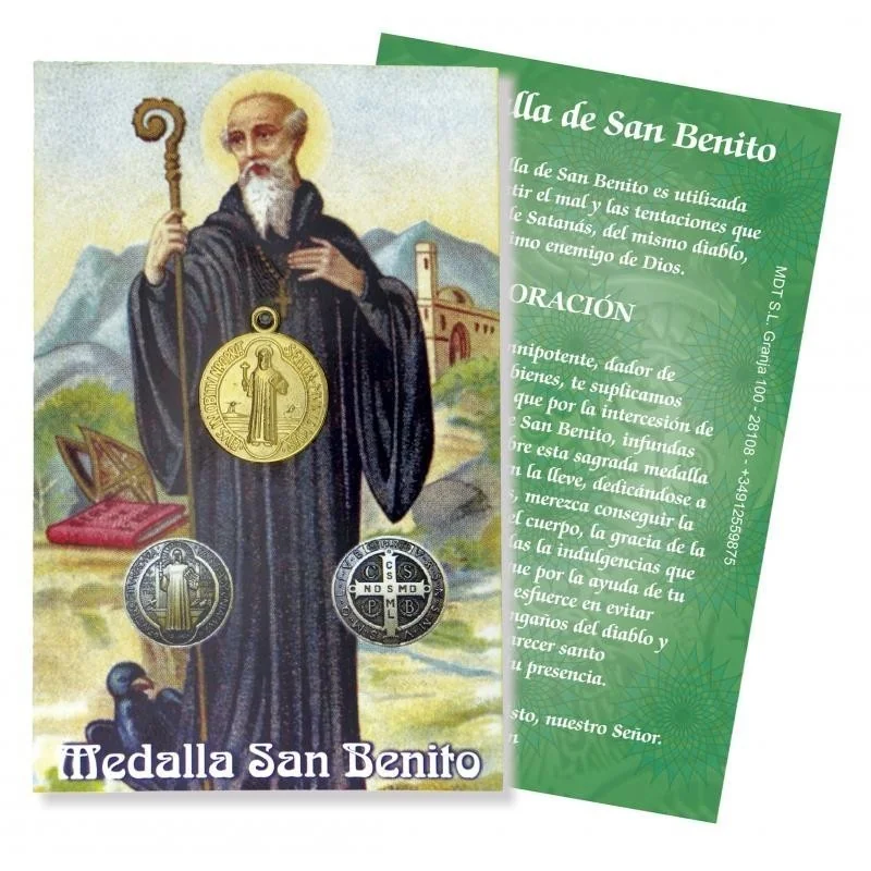 Medalla San Benito Mini Dorada 1.7 cm